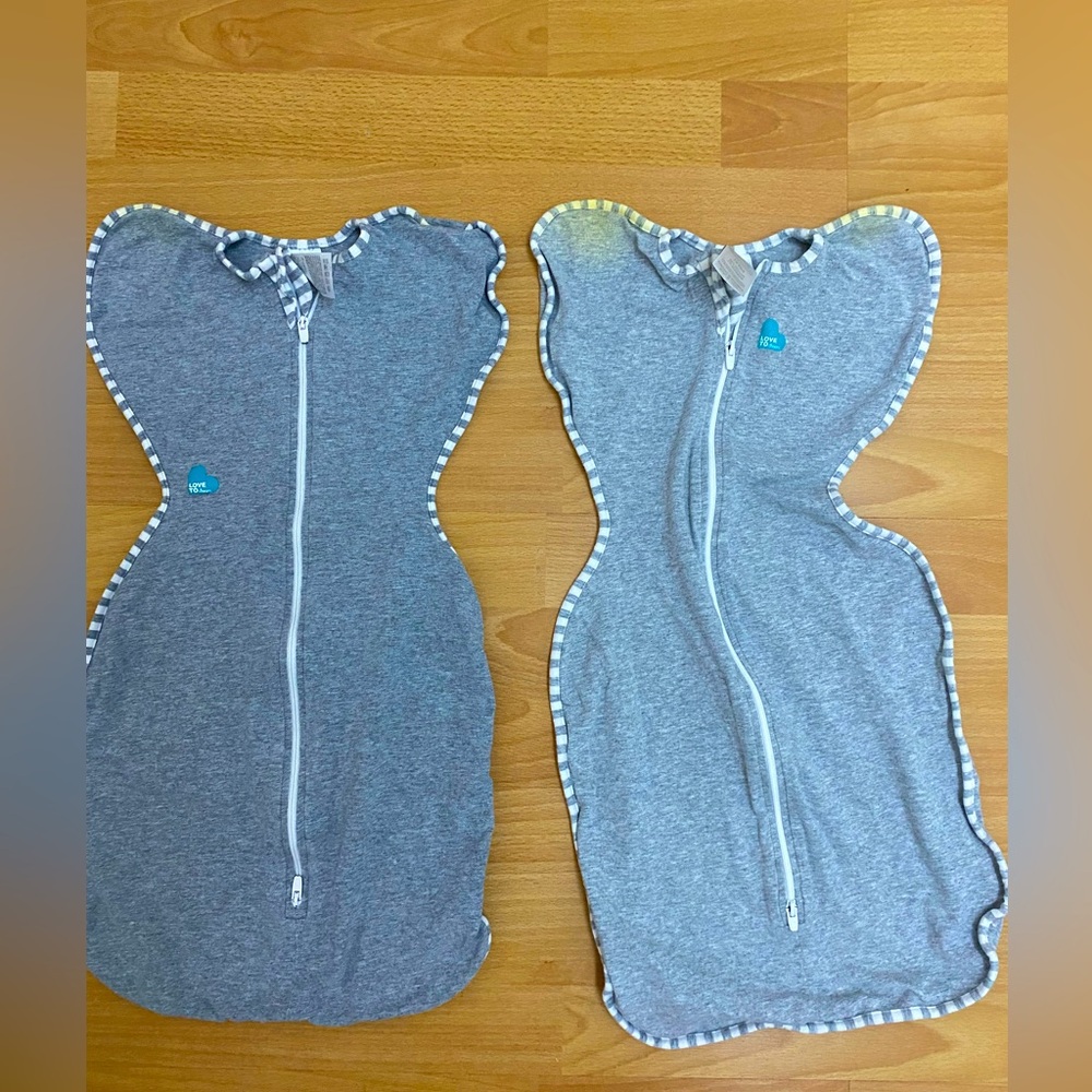 2 x size medium swaddles - love to dream